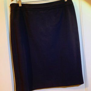 SKIRT – Armani pencil skirt. Like New. Size 12